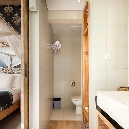 18 Suite Villa Kuta-3